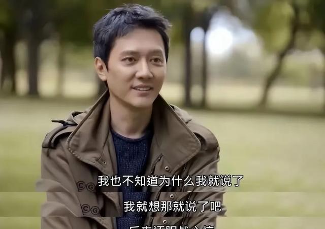赵丽颖与导演同框