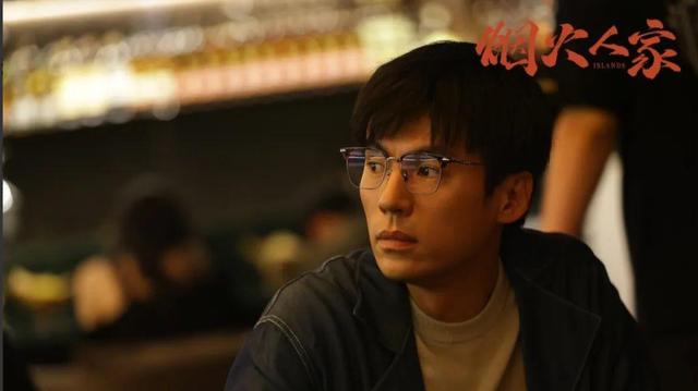 娜娜与二姨的温馨互动
