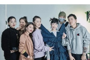 蒋梦婕抗敏护肤秘籍：敏感肌也能透亮有光泽