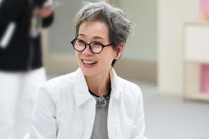 《浪姐》房琪情商素质双翻车，叶童被迫弯腰引热议